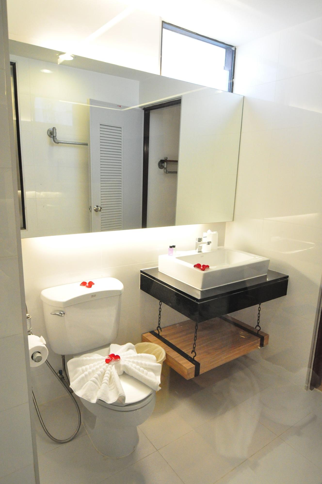Forty Winks Phuket Hotel Patong Kültér fotó