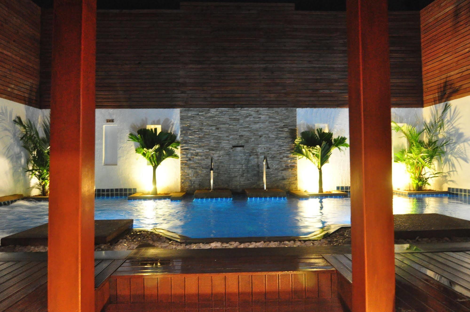 Forty Winks Phuket Hotel Patong Kültér fotó